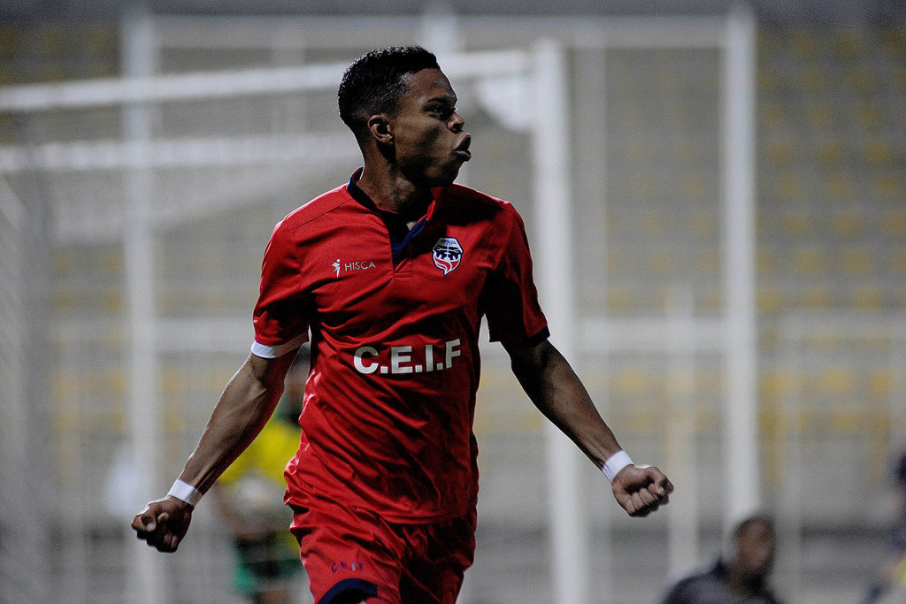 Edis Ibargüen, 24 años, nacido en Carepa (Antioquia, goleador de Fortaleza con 14 anotaciones, 6 de las cuales las convirtió en los cuadrangulares finales. Foto espn.com.co