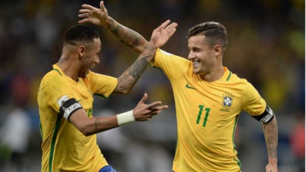 BELO HORIZONTE. Neymar brilló, Paulinho marcó el tercero. Victoria clara de Brasil 3x0 que deja mal parado al seleccionadorde Argentina. Foto tomada deLance, diario deportivo brasilero.