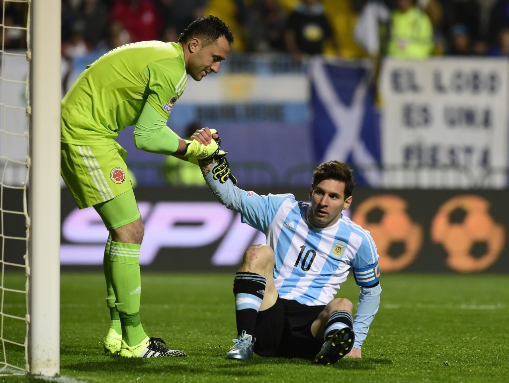 VIÑA DEL MAR. David Ospina lo tapó todo en los 90 minutos para el 0-0. En los cobros desde el punto penal, fatal Colombia. Argentina justo semifinalista. Foto AFP