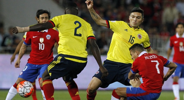 SANTIAGO. Daniel Torres, debutante con Selección. Estuvo cerca de abrir el marcador. Colombia pierde en el primer tiempo 1 x 0. Foto EFE