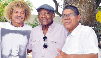 En su natal Aracataca, Benjamín Cuello organizó un evento social con asistencia de Carlos Valderrama y Édgar Perea. Foto Diario del Magdalena.