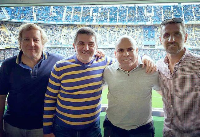José Beraldi, aspirante a la presidencia de Boca Junior, junto a Zemborain, su compañero de fórmula, Cicho Serna y Raúl Cascini. // Foto: Instagram
