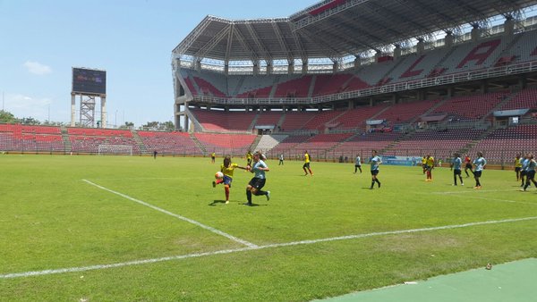 La derrota de las chicas colombianos con uruguay en el Sudamericano Sub-17 comprometió la clasificacipon. Foto tomada de la página Conmebol.com.