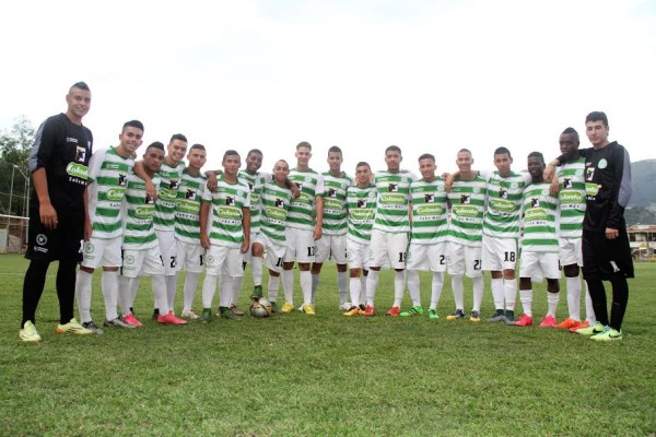Selección Antioquia Prejuvenil que luchará desde el lunes (16) por el título en Barranquilla. Foto Comunicaciones Liga de Antioquia.