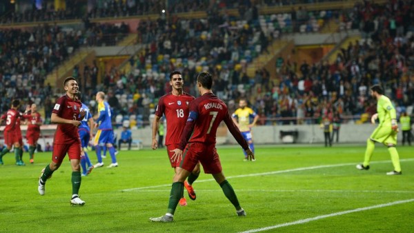 Cristiano Ronaldo marcó cuatro goles en el abultado triunfo de la Selección de Portugal 6-0 frente a Andorra. Foto tomada de la página web de la UEFA. 