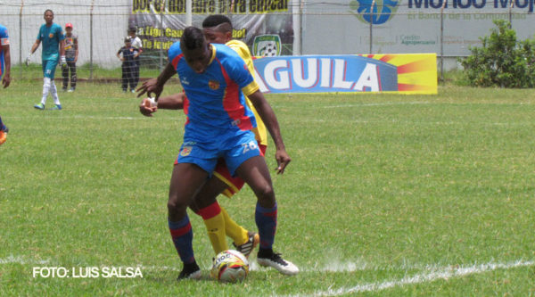 Empate a un gol en Popayán, entre Universitario y Real Cartagena, por la primera fecha de los cuadrangulares del Torneo Áaguila. Foto www.codigofutbol.co